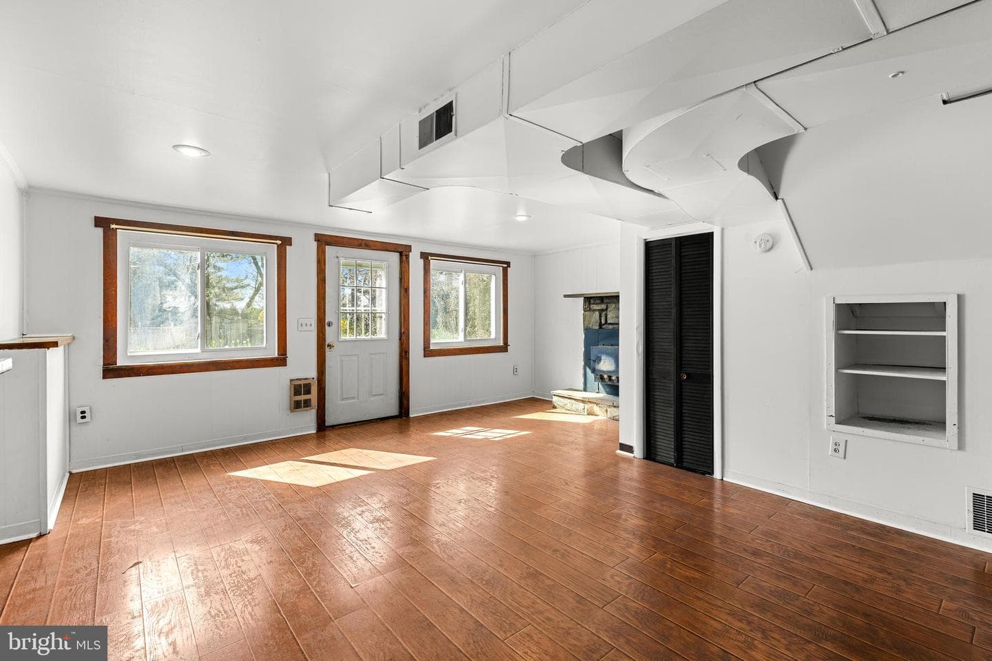 188 Hillcrest Road photo 26