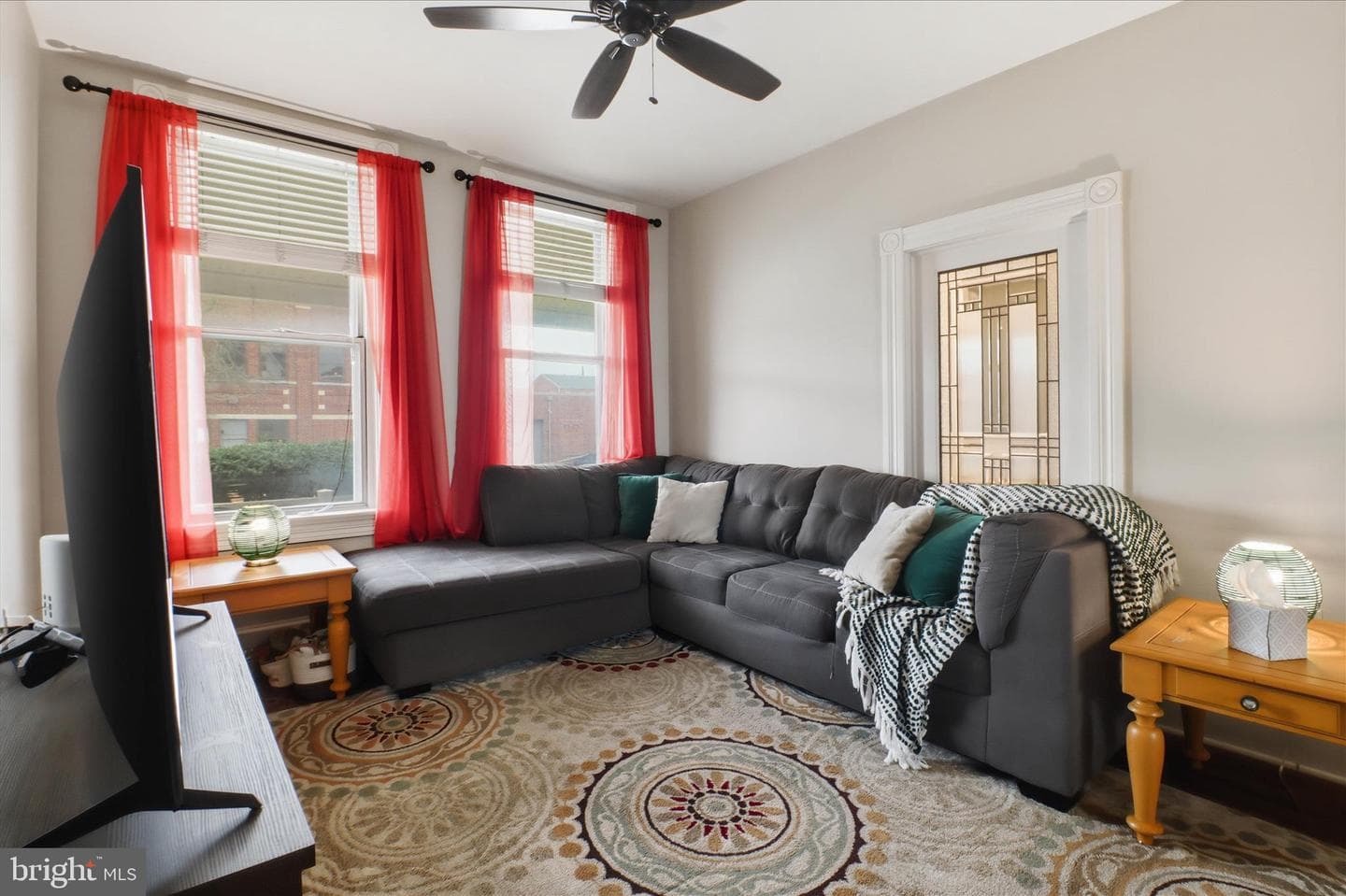 418 E Ross Street photo 13