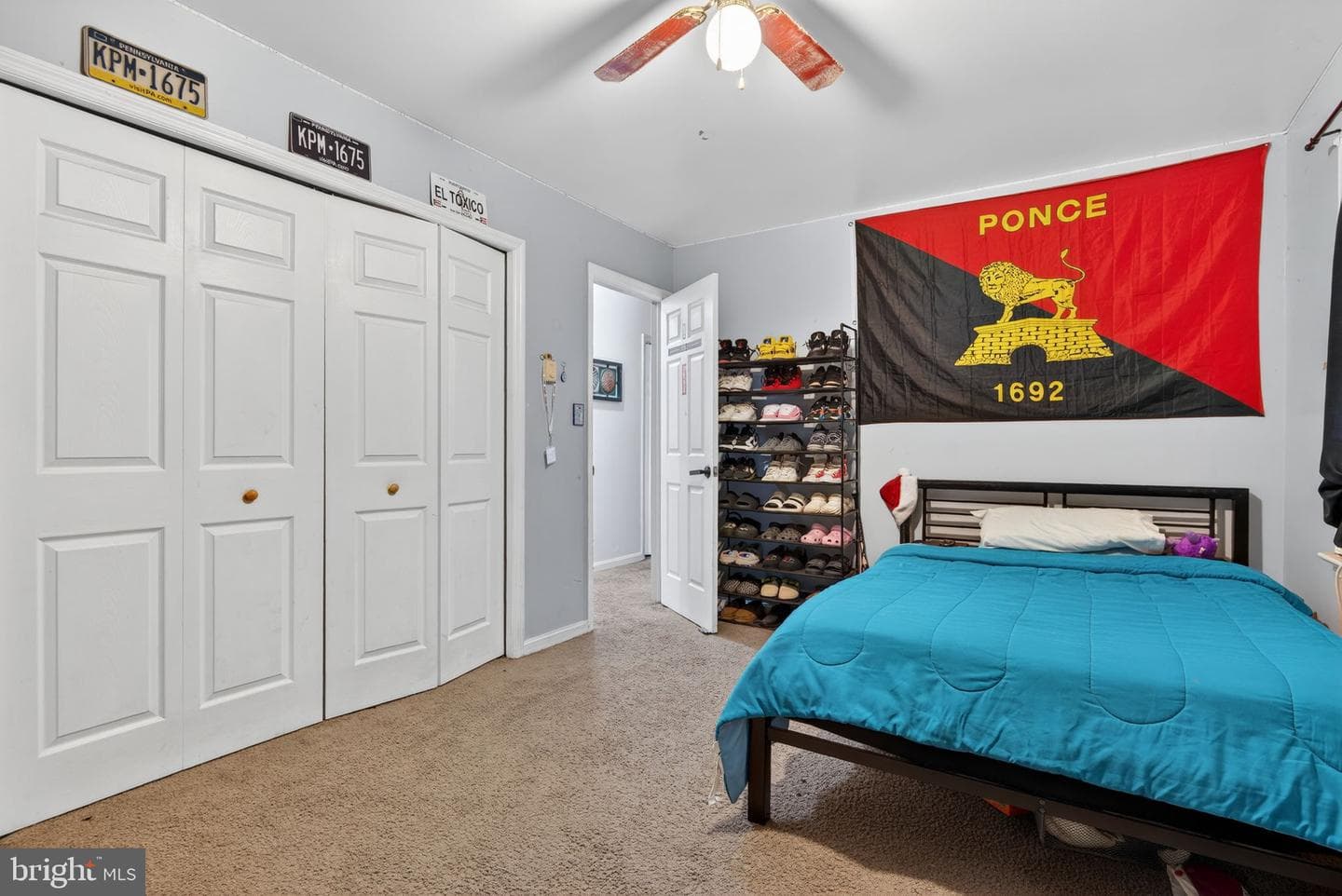 1390 Carole Lane photo 13