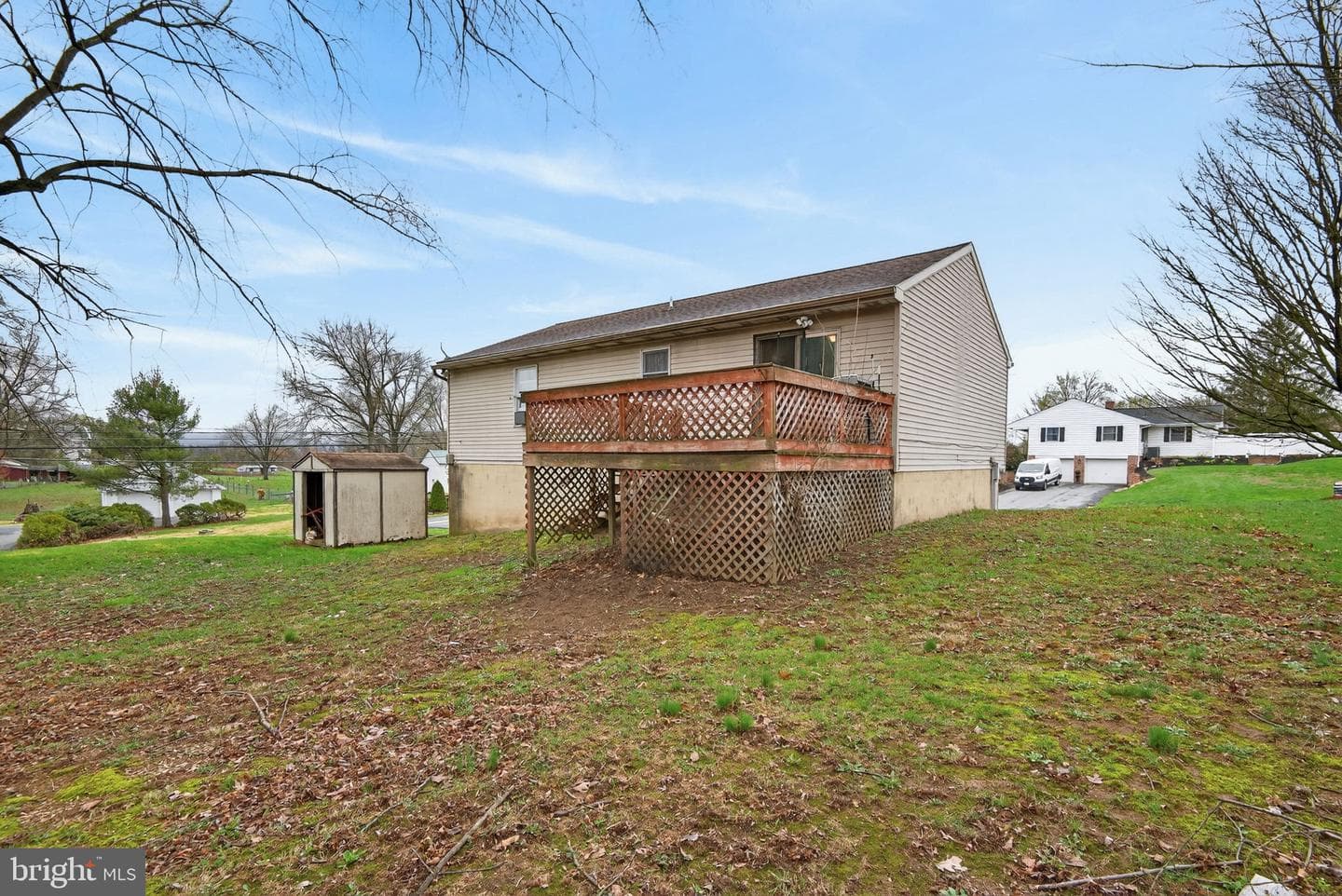1390 Carole Lane photo 29