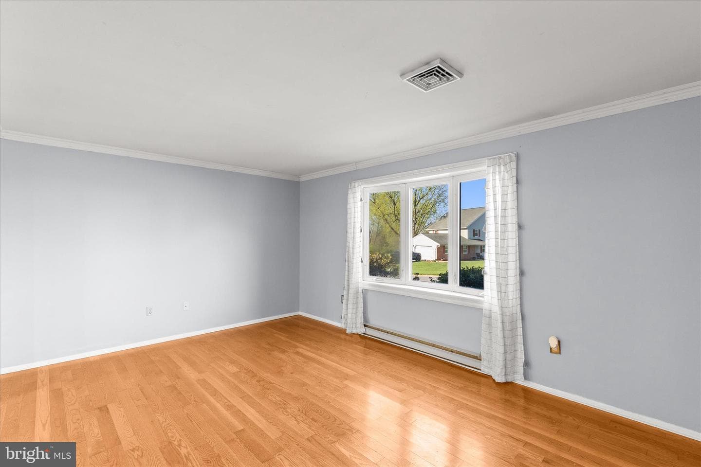3051 Todd Lane photo 6
