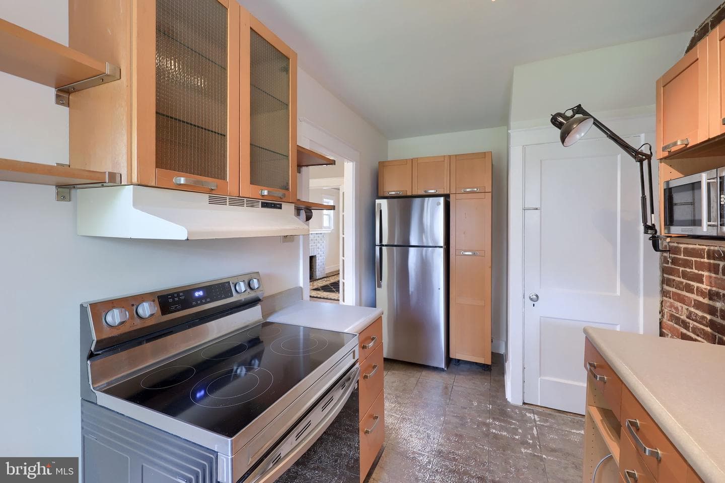 836 3rd Street photo 15