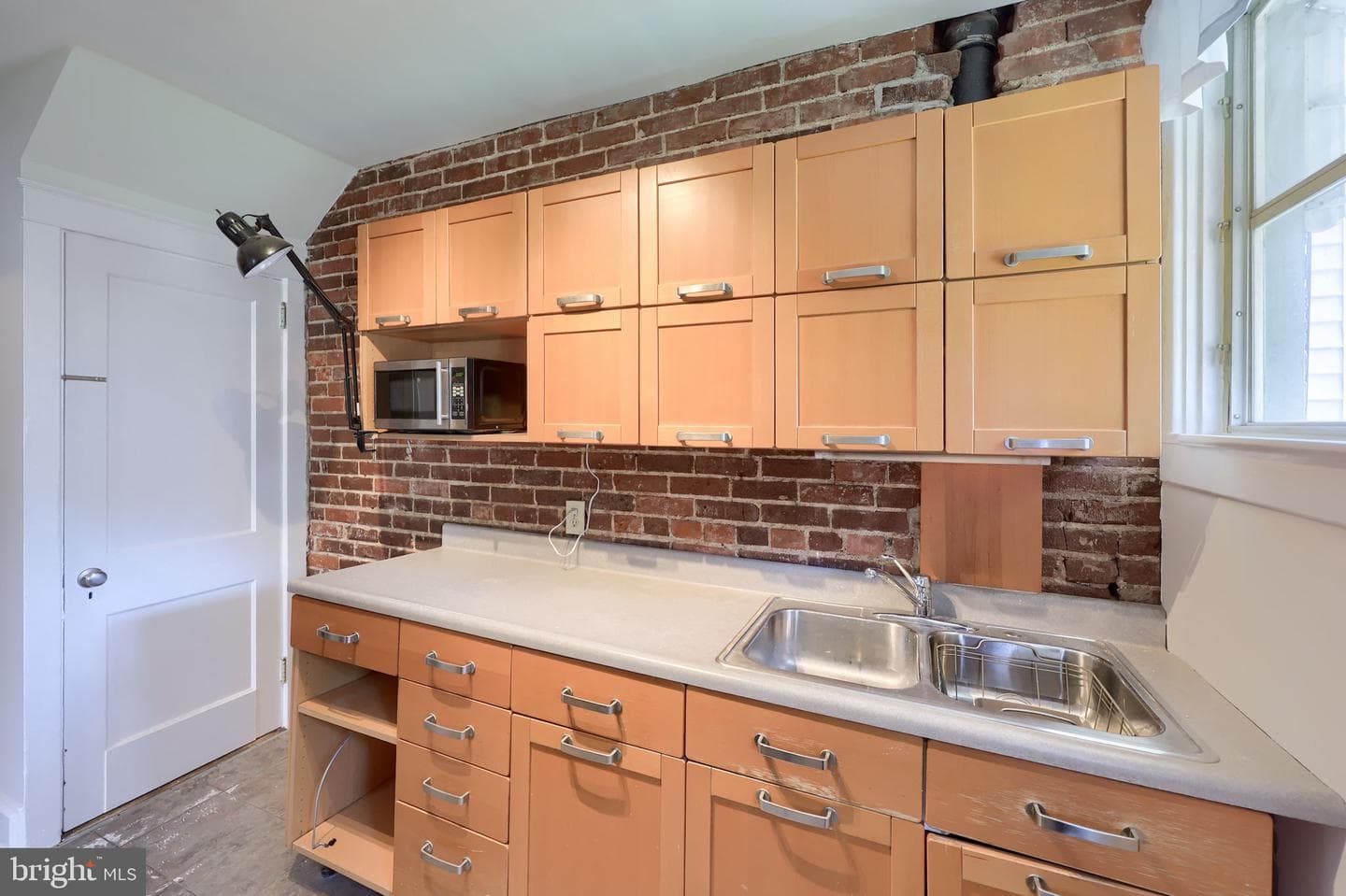 836 3rd Street photo 16