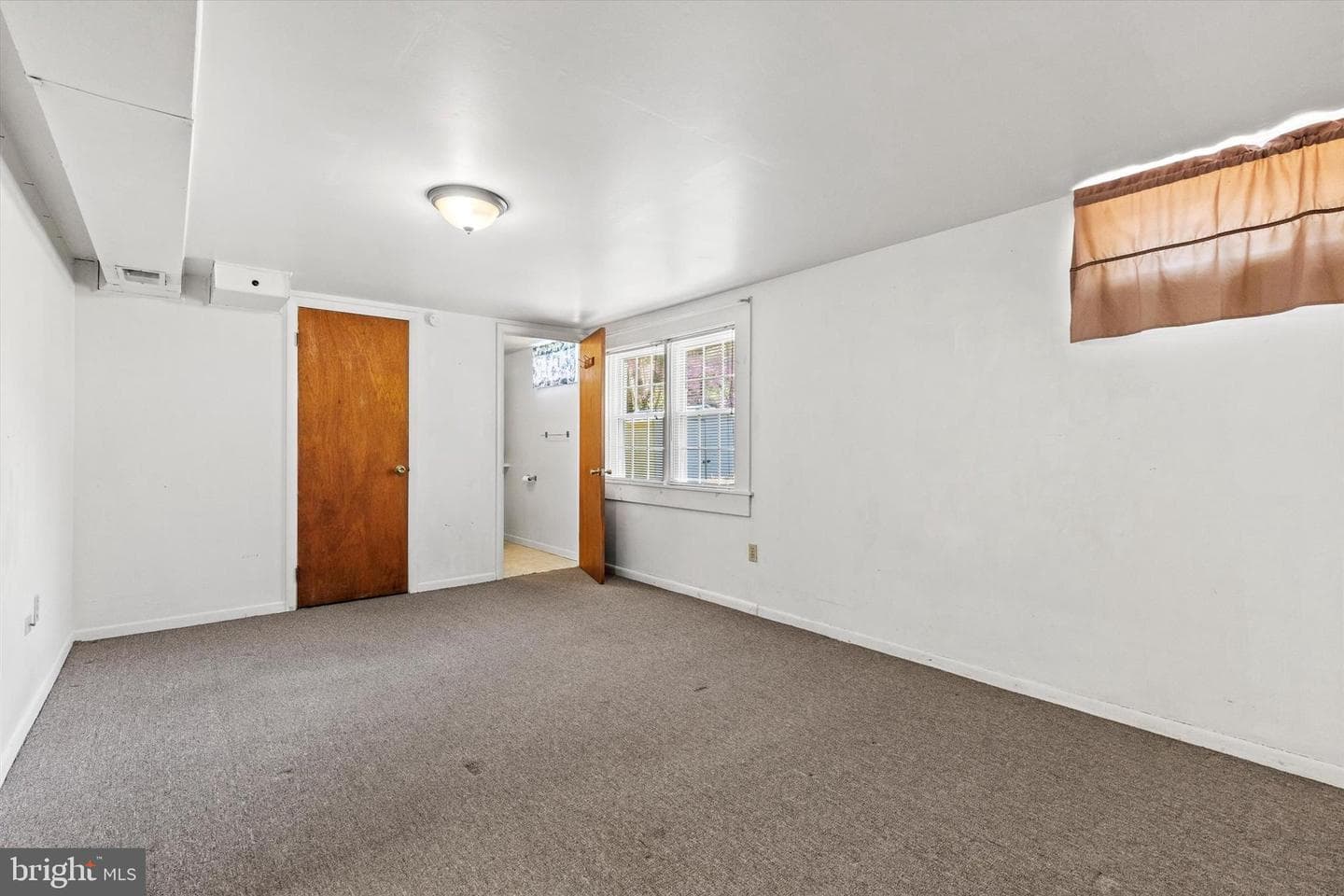 556 Abbeyville Road photo 22