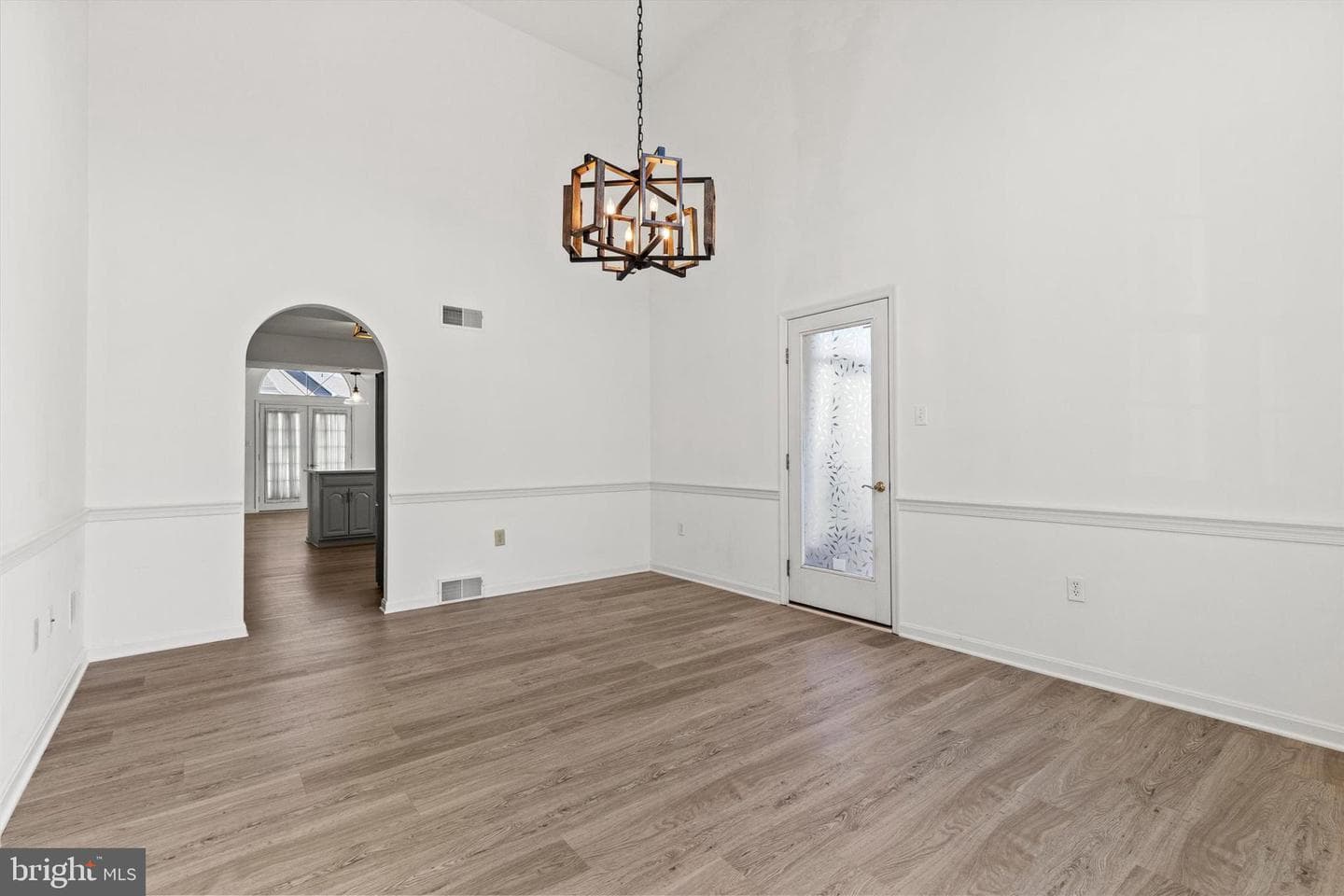 116 Greenview Drive photo 3