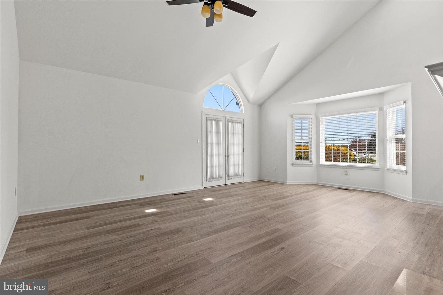 116 Greenview Drive photo 9