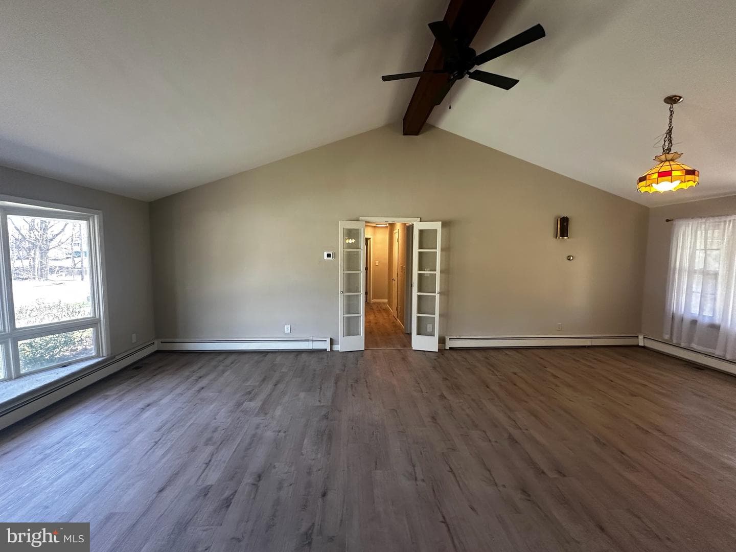 415 E Willow Street photo 12