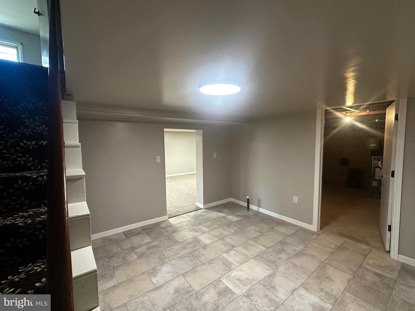 415 E Willow Street photo 31