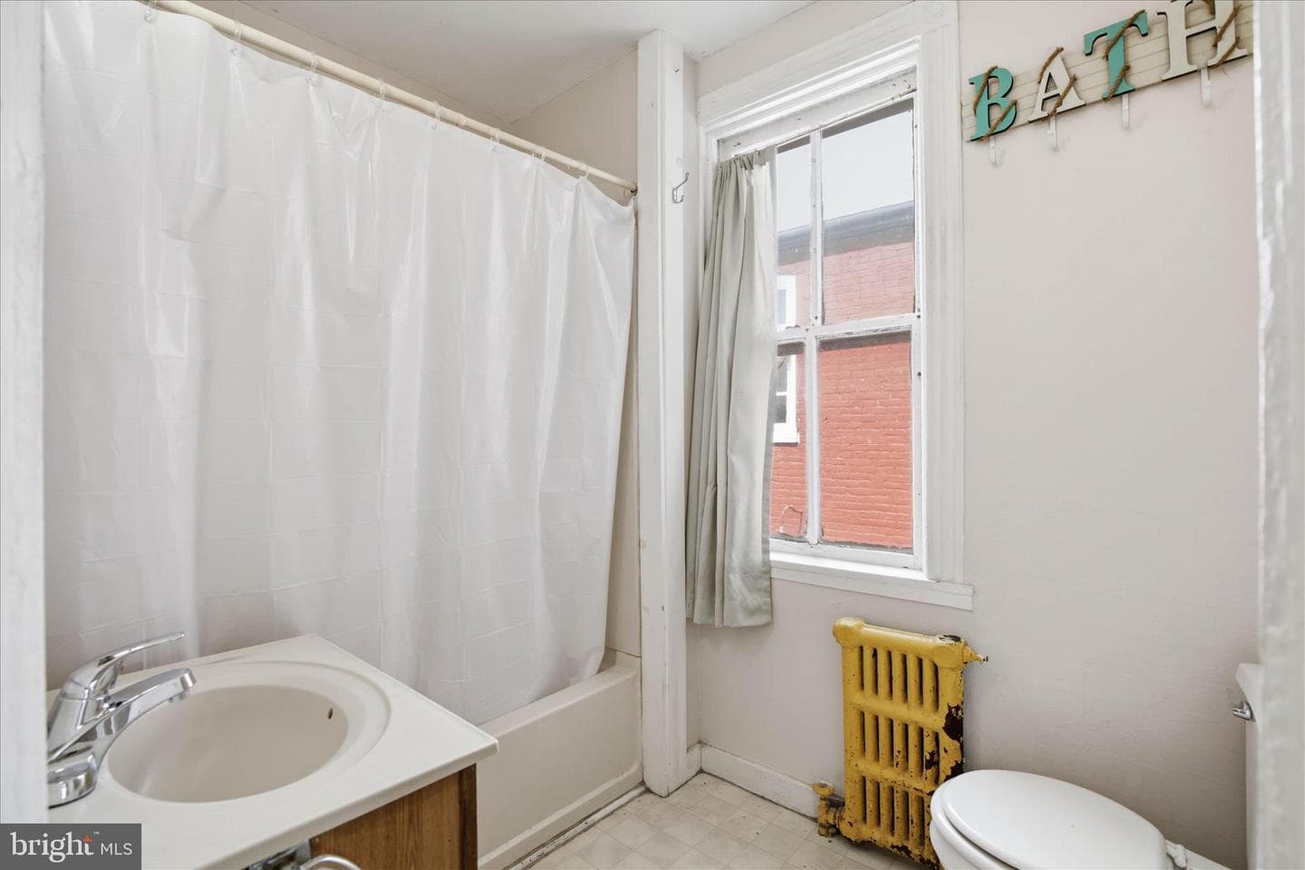 314 S Ann Street photo 8
