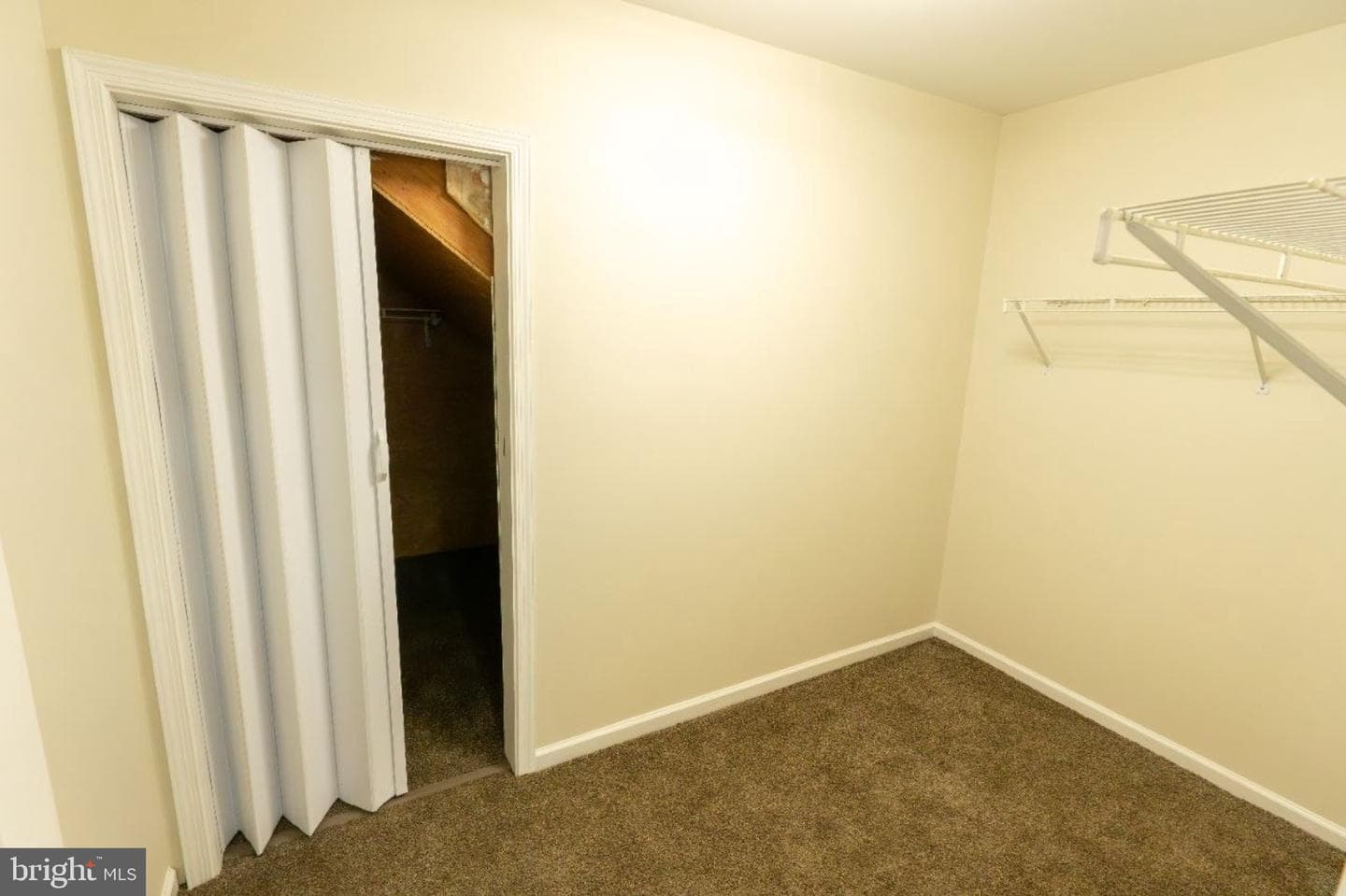 195 Village Spring Lane photo 21