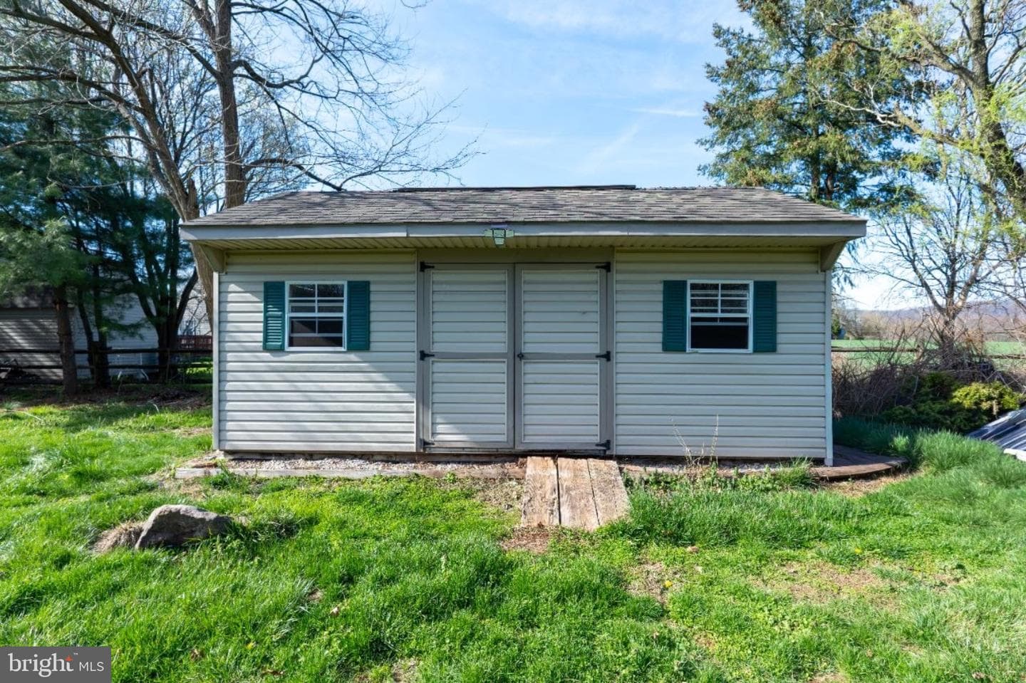 195 Village Spring Lane photo 31