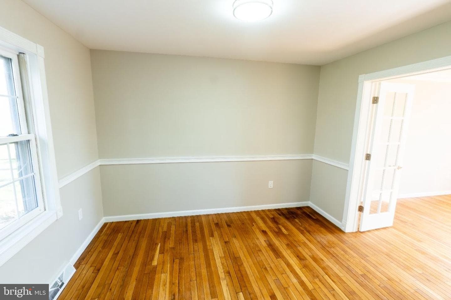 195 Village Spring Lane photo 9