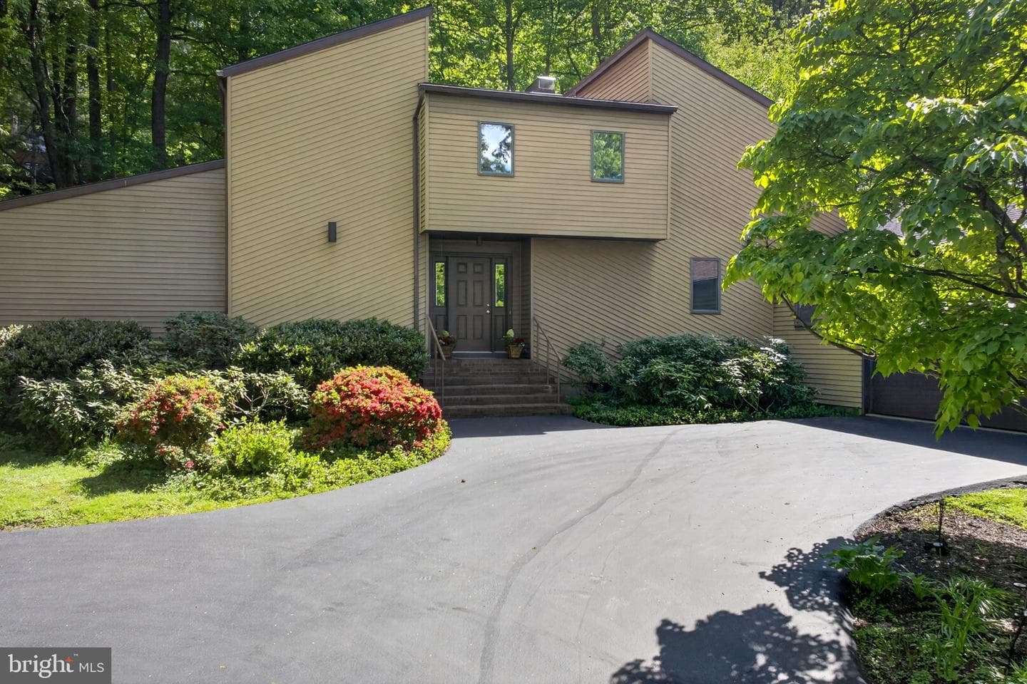 2624 Spring Valley Road photo 3