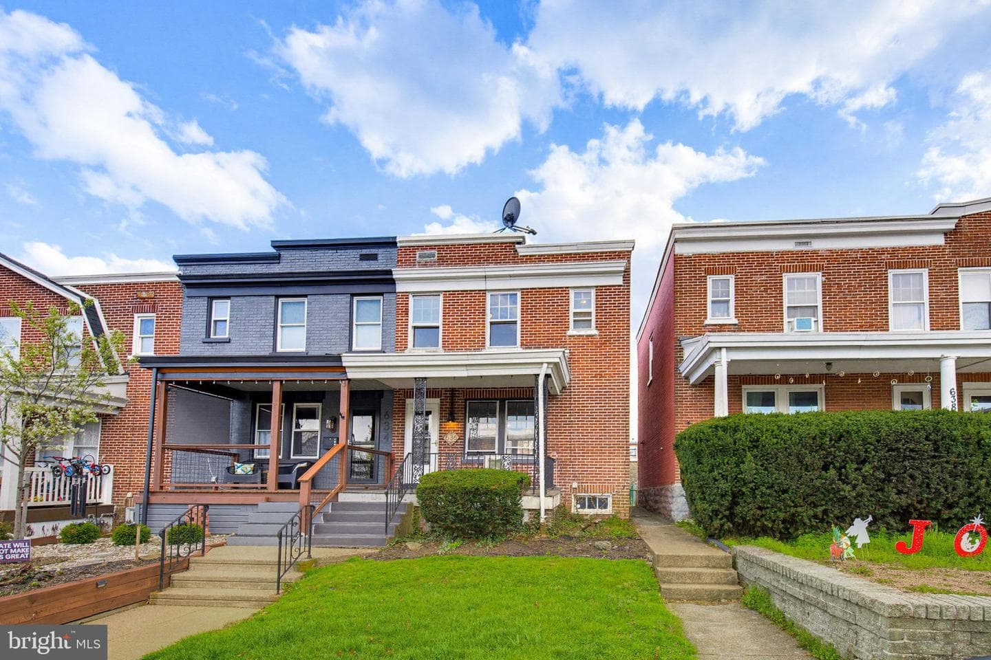 636 3rd St photo 31