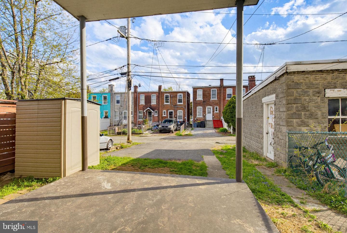 636 3rd St photo 36