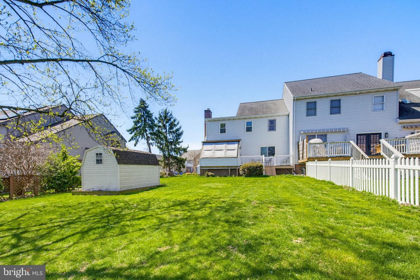 77 Rockford Road photo 39