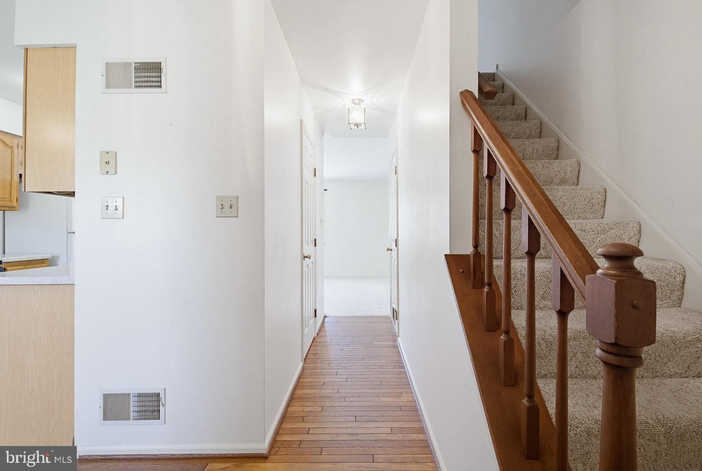 77 Rockford Road photo 4