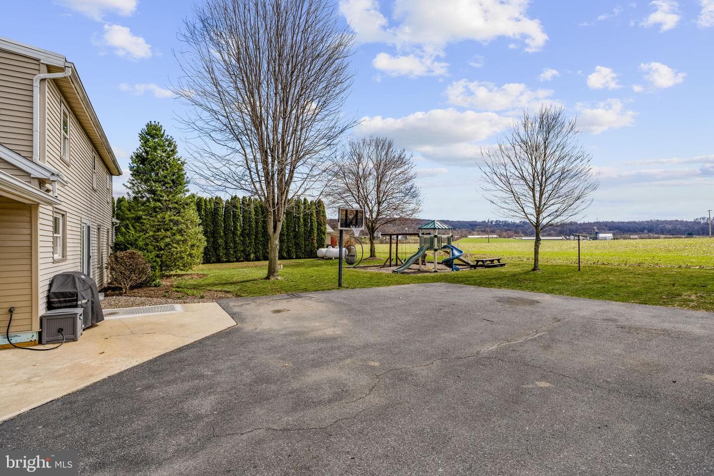 330 S Reamstown Road photo 11