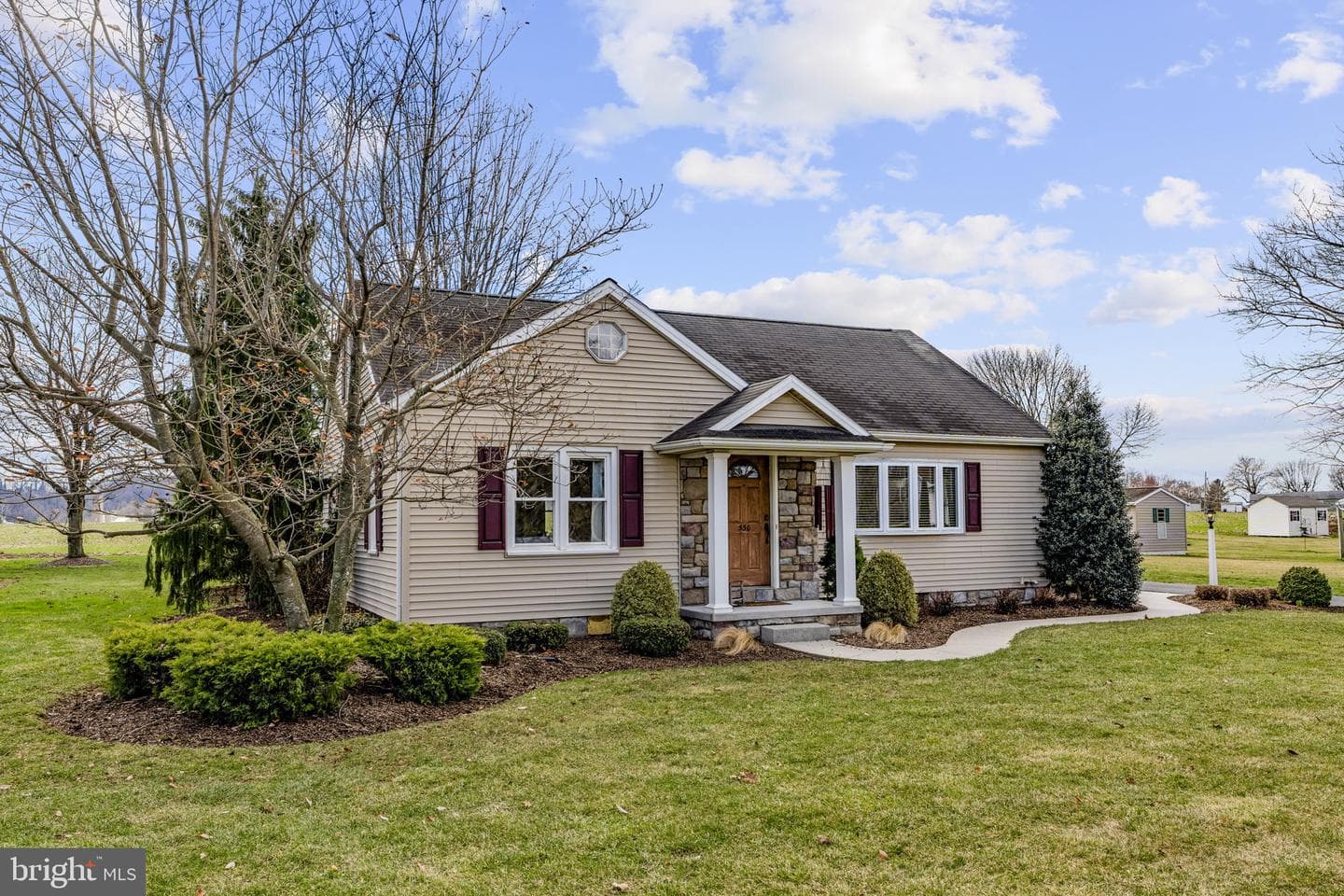 330 S Reamstown Road photo 8