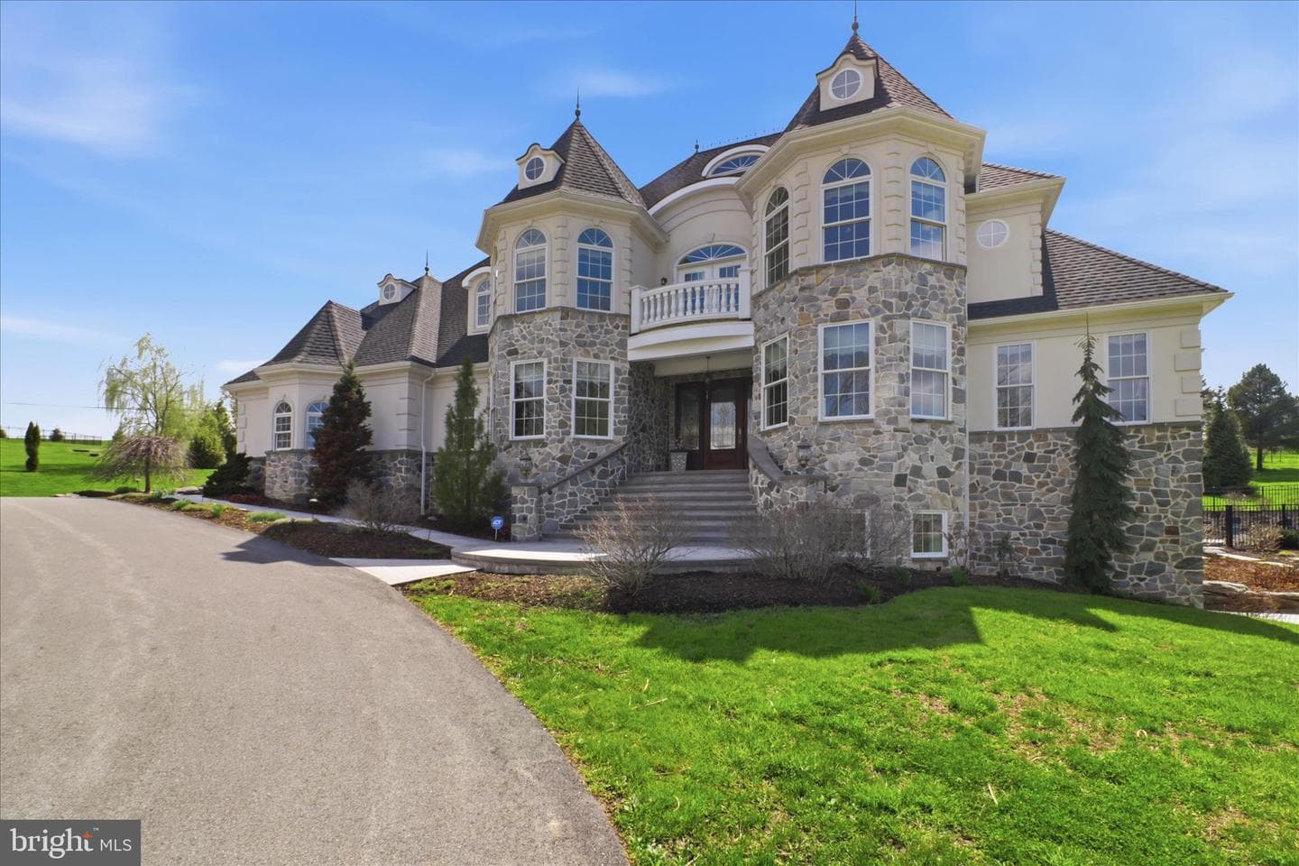 17 Hershey Lane photo 4