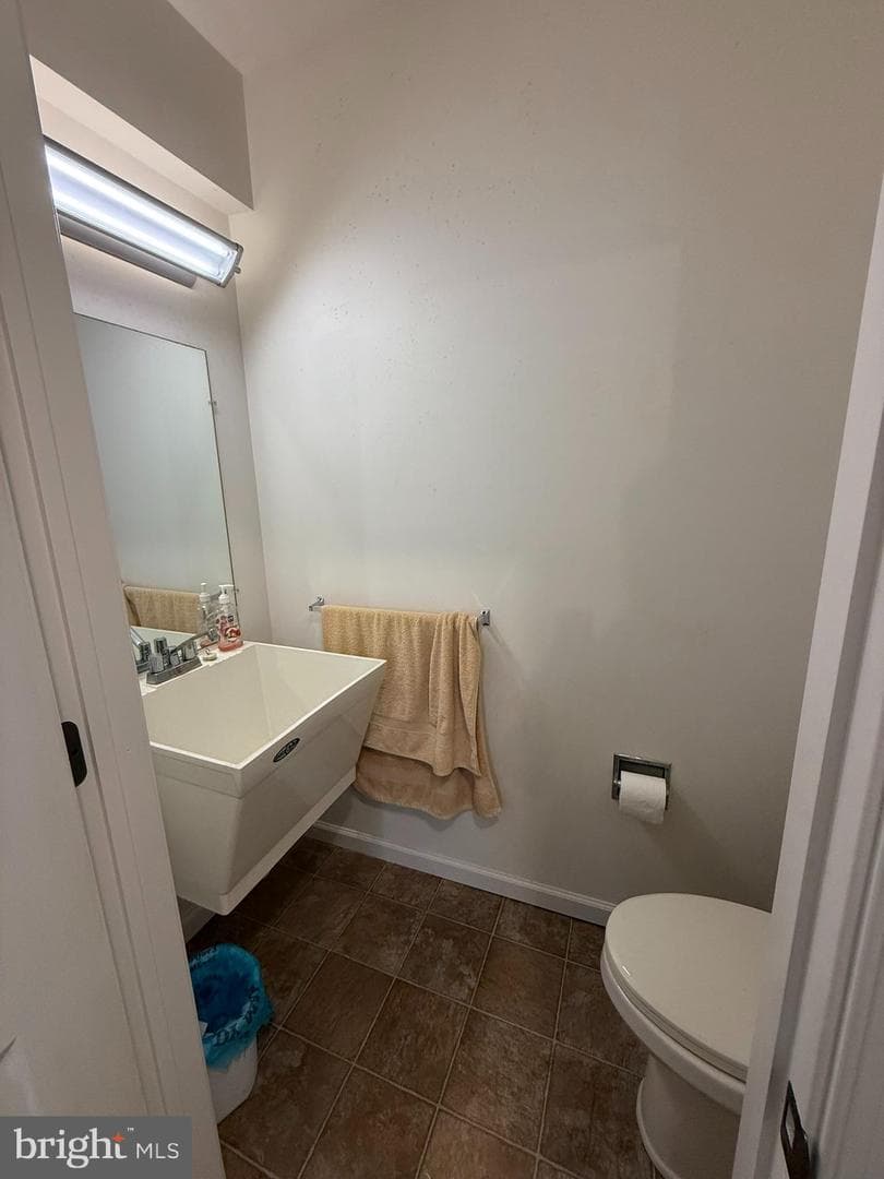 123 Center Avenue photo 28