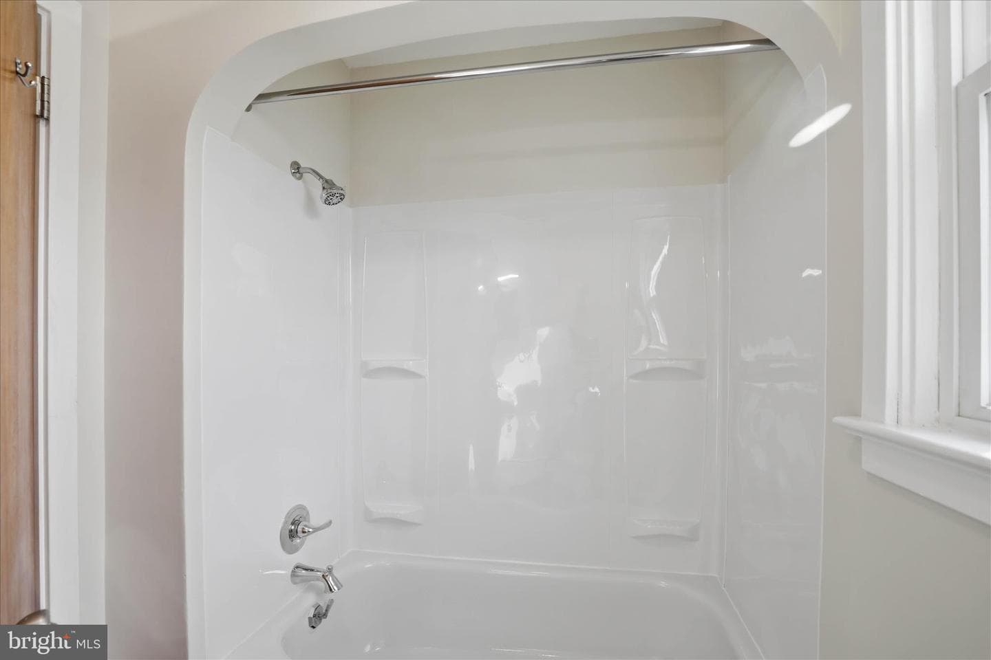 216 N Pitt Street photo 24