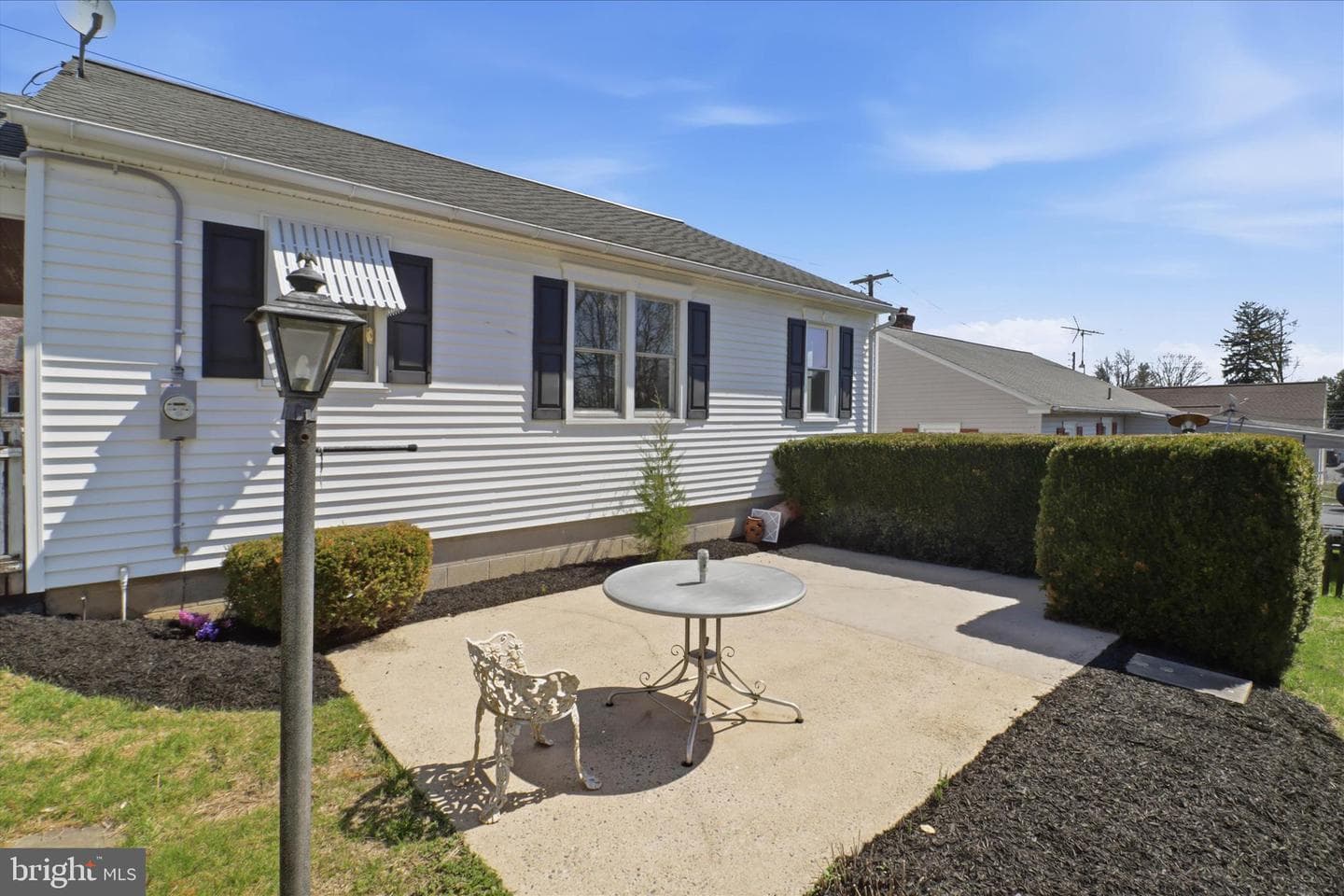 216 N Pitt Street photo 5