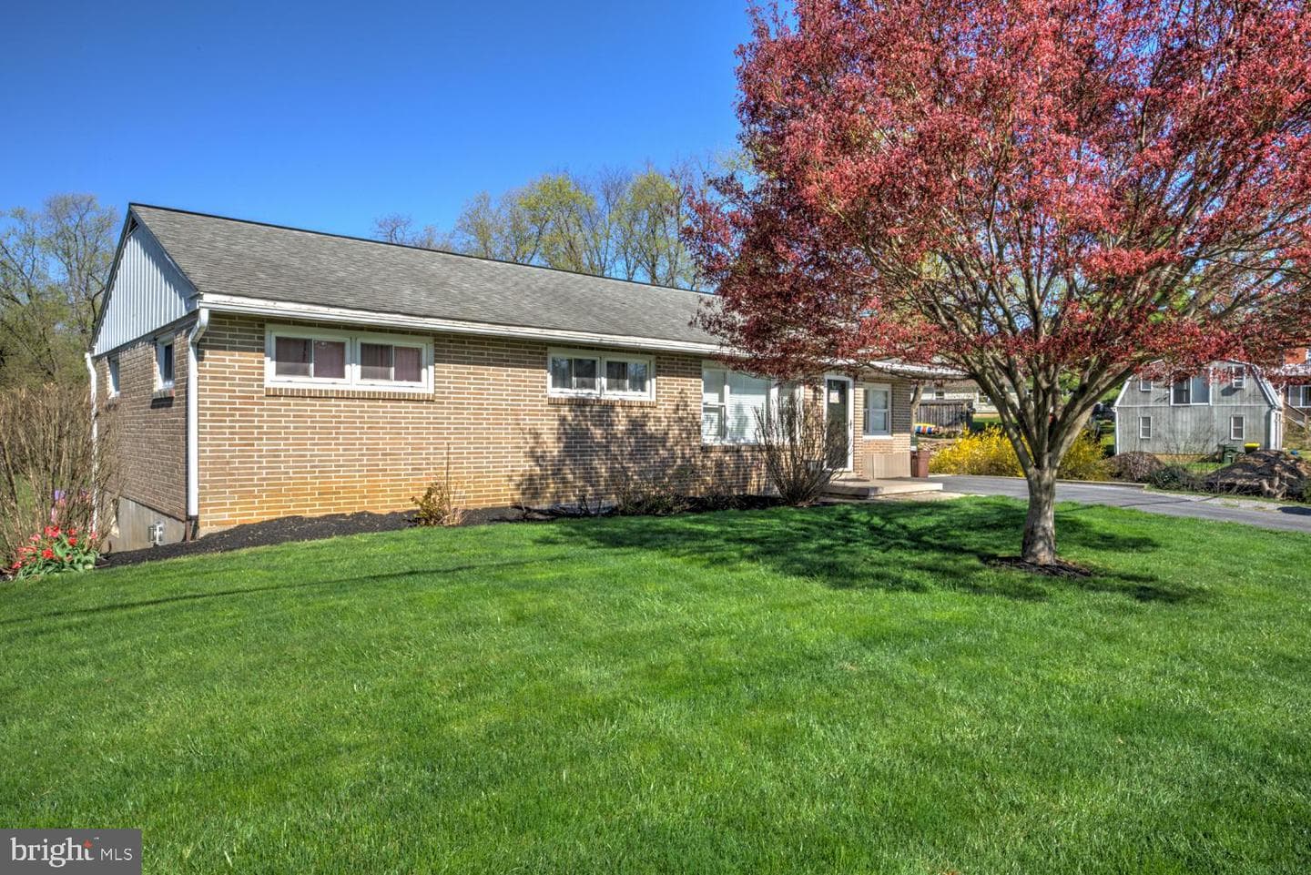 2049 Pine Drive photo 4