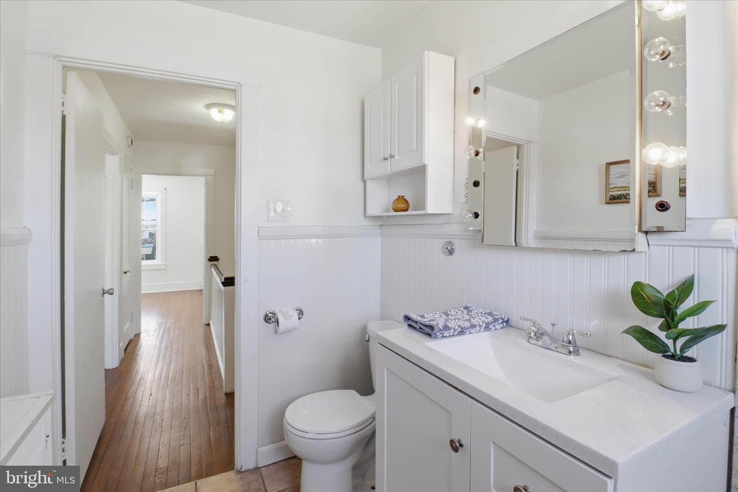 521 Hamilton Street photo 28