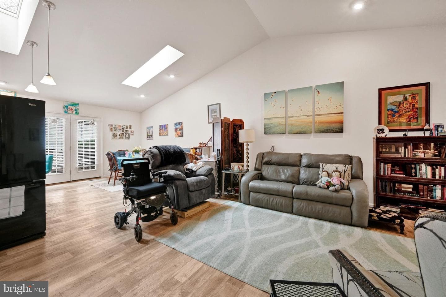 221 Red Fern Drive photo 23