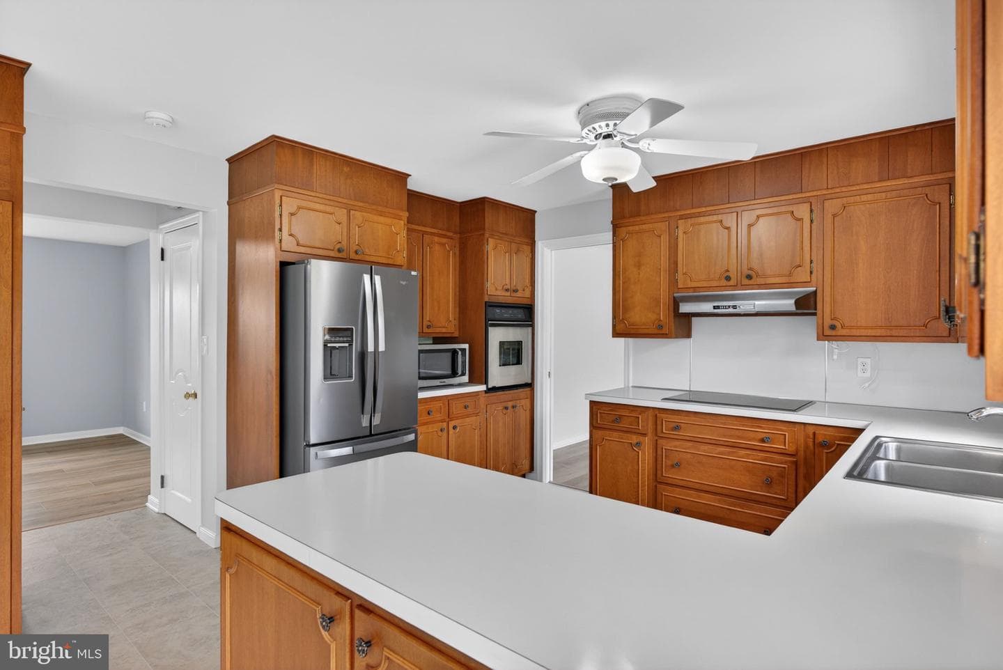 701 Pershing Avenue photo 24
