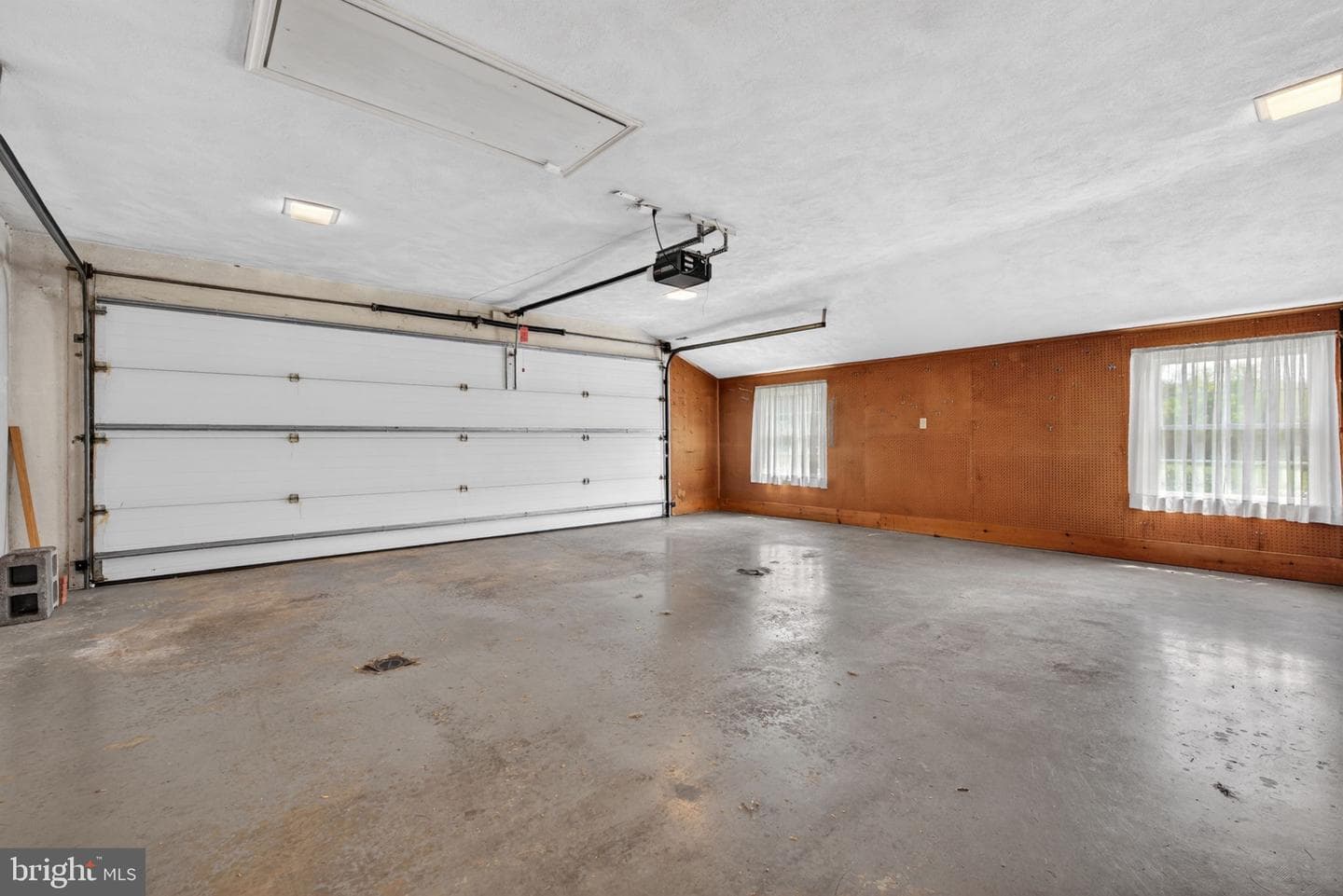 701 Pershing Avenue photo 30