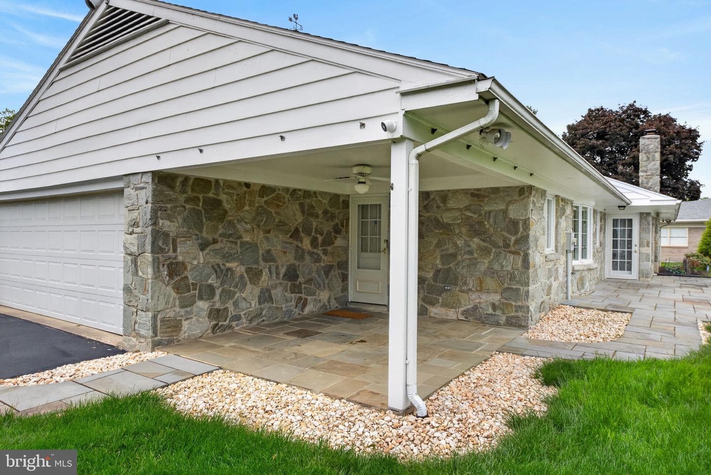 701 Pershing Avenue photo 32