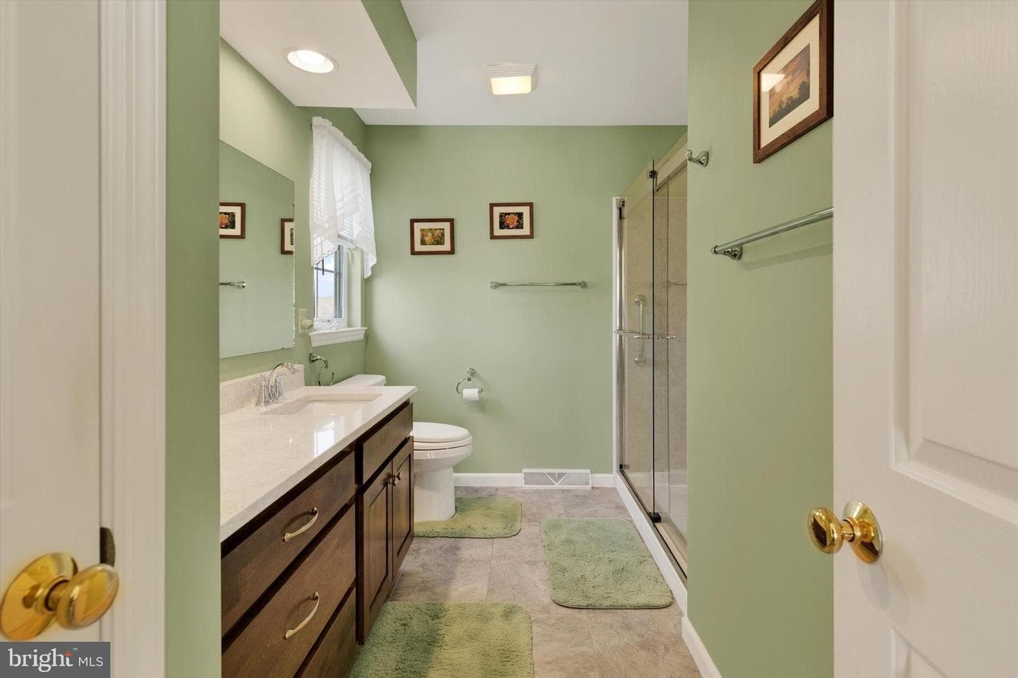 113 Hillcrest Road photo 20