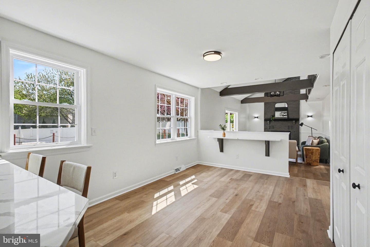 915 Jade Avenue photo 9