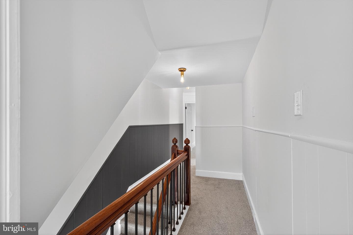 623 E Chestnut Street photo 31