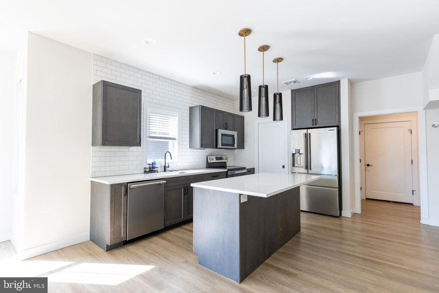 1404 Barrington Drive photo 19