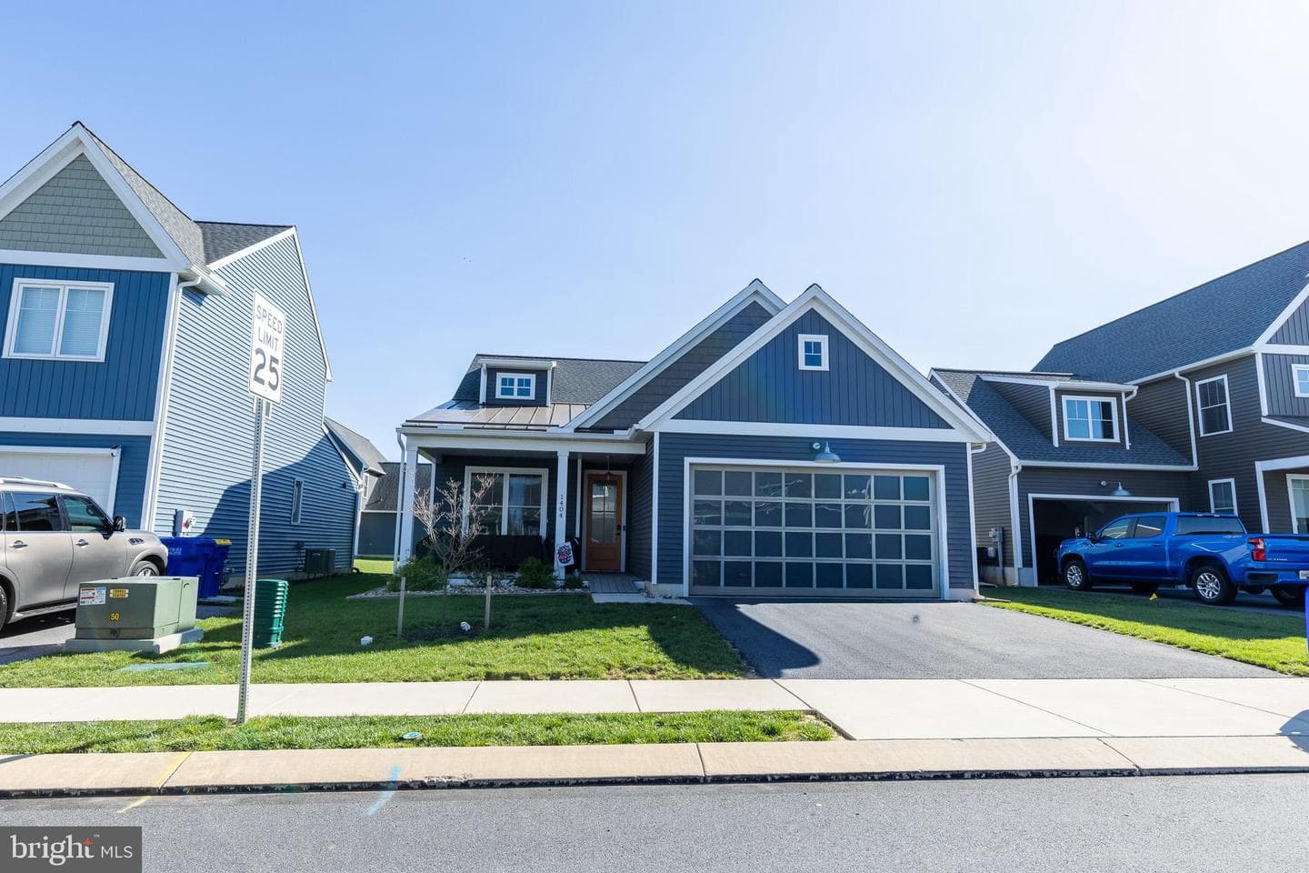 1404 Barrington Drive photo 2