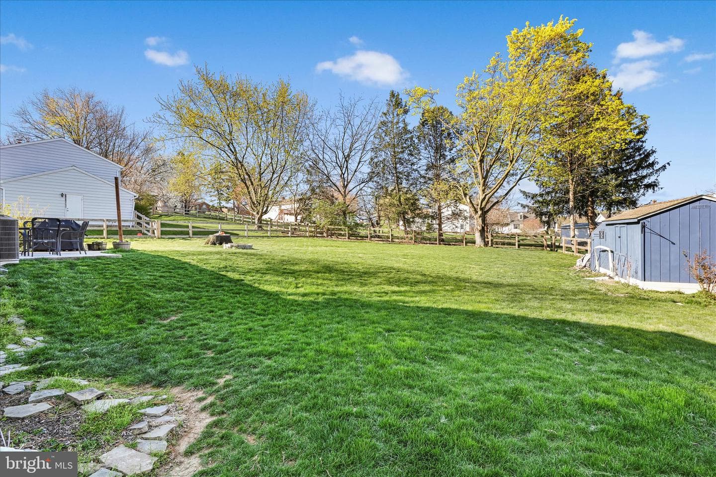 240 Birchwood Lane photo 28