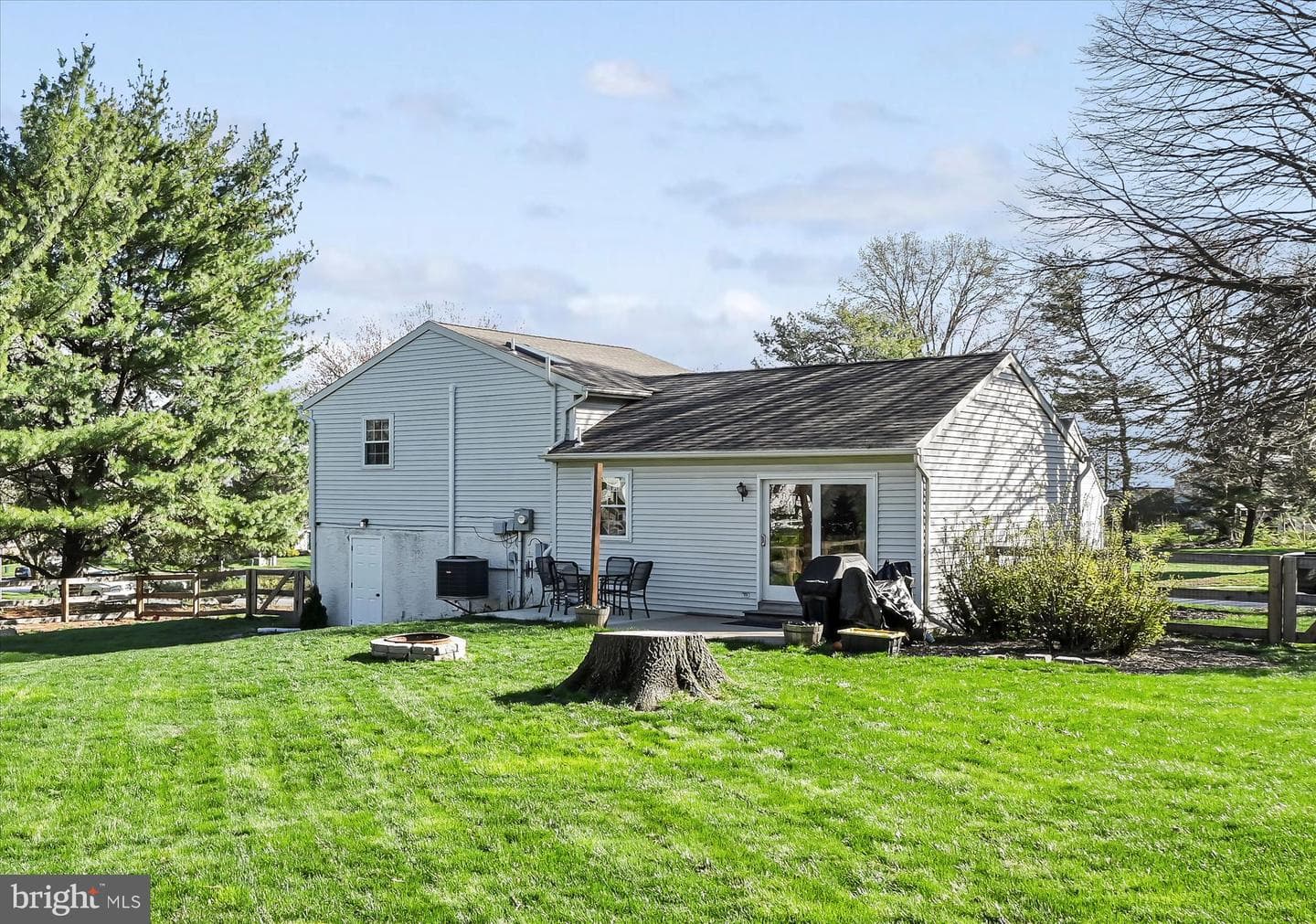 240 Birchwood Lane photo 30