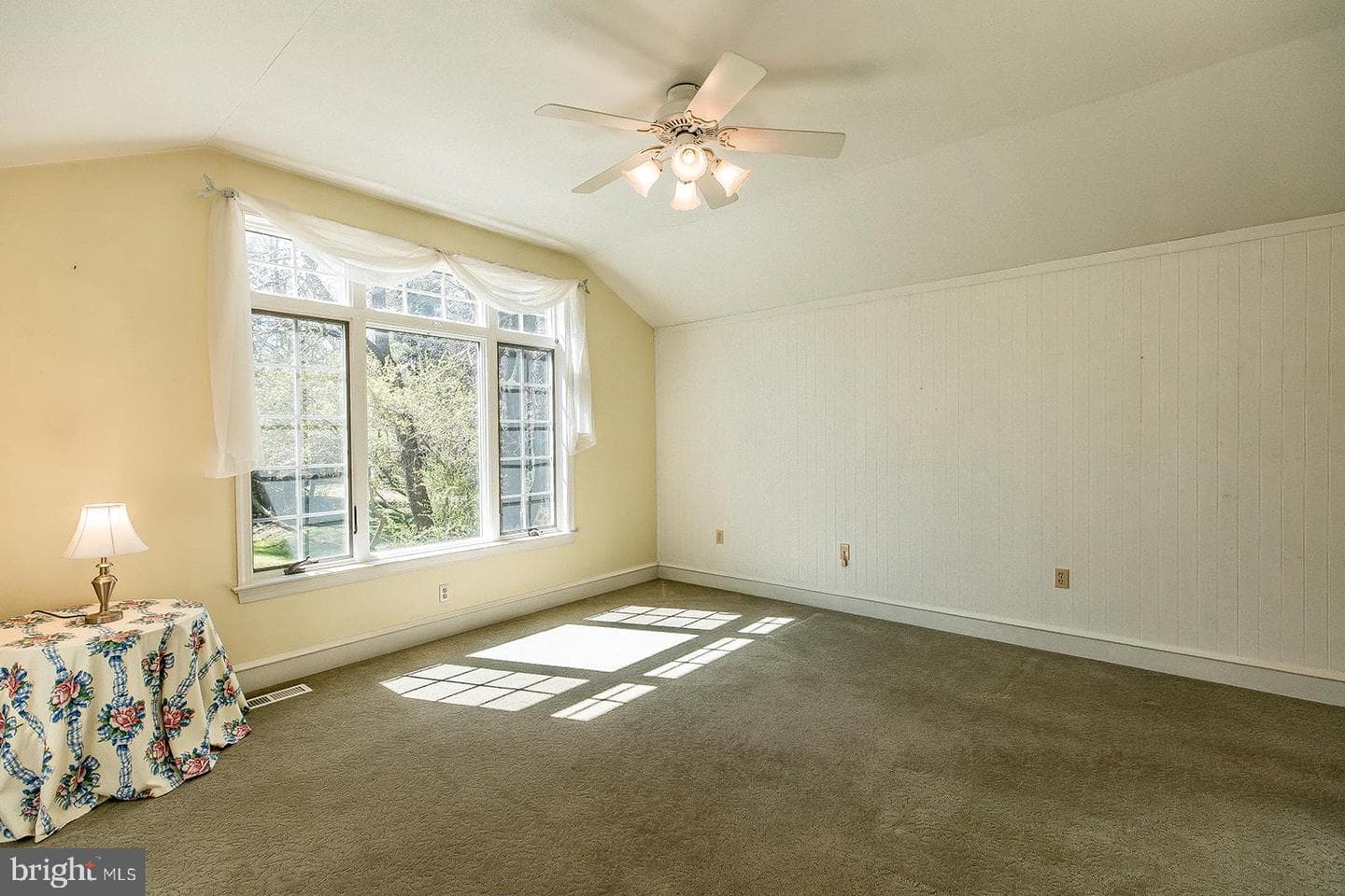 120 W Third Avenue photo 30
