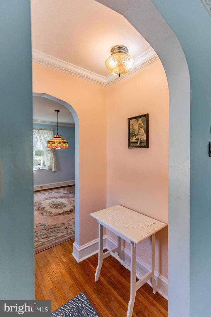 120 W Third Avenue photo 31