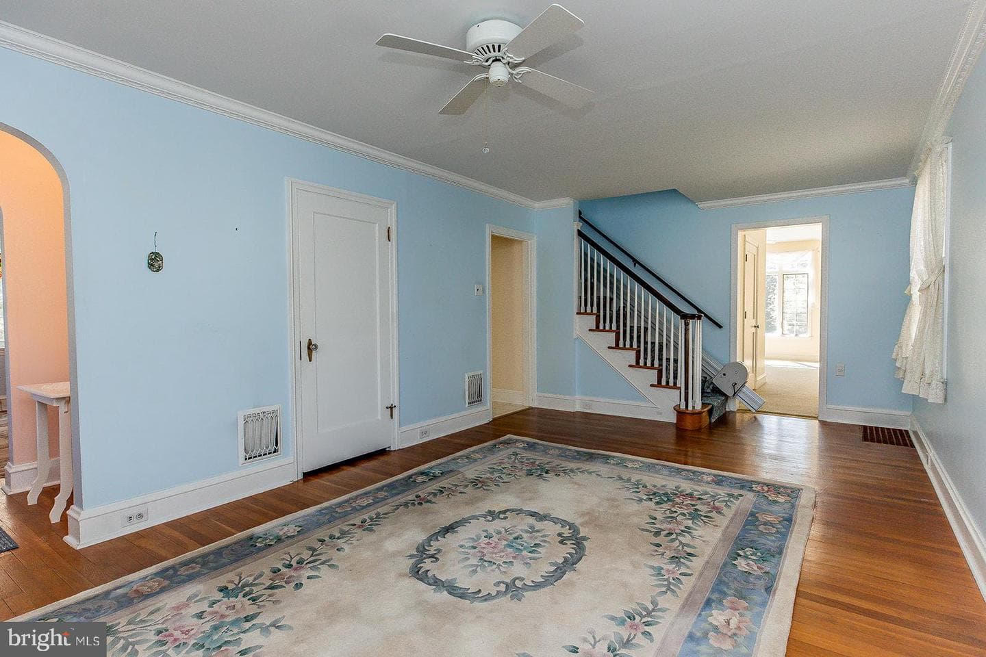 120 W Third Avenue photo 35