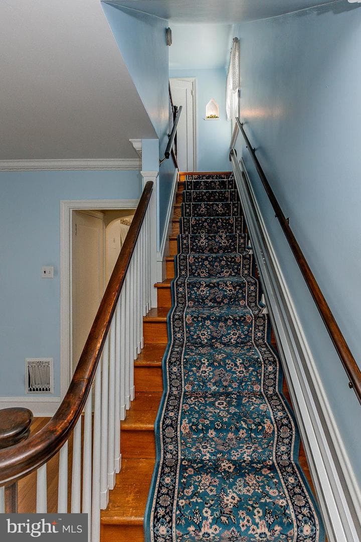 120 W Third Avenue photo 40
