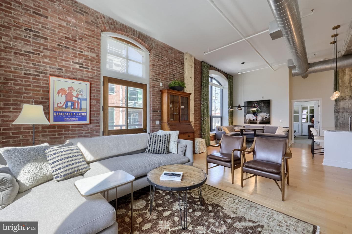 41 W Lemon Street #210 photo 5