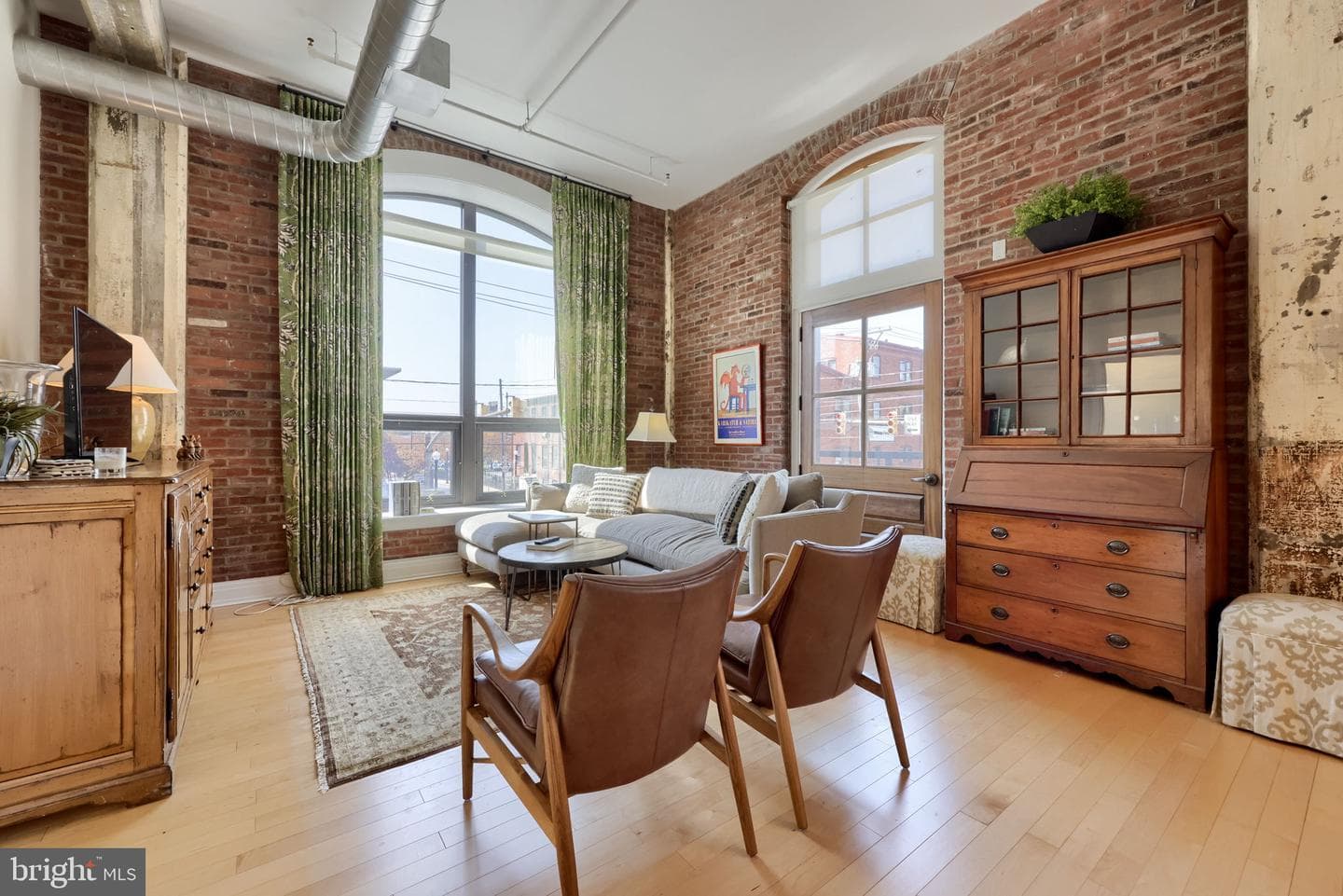 41 W Lemon Street #210 photo 6