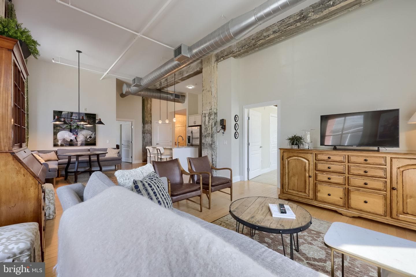 41 W Lemon Street #210 photo 9