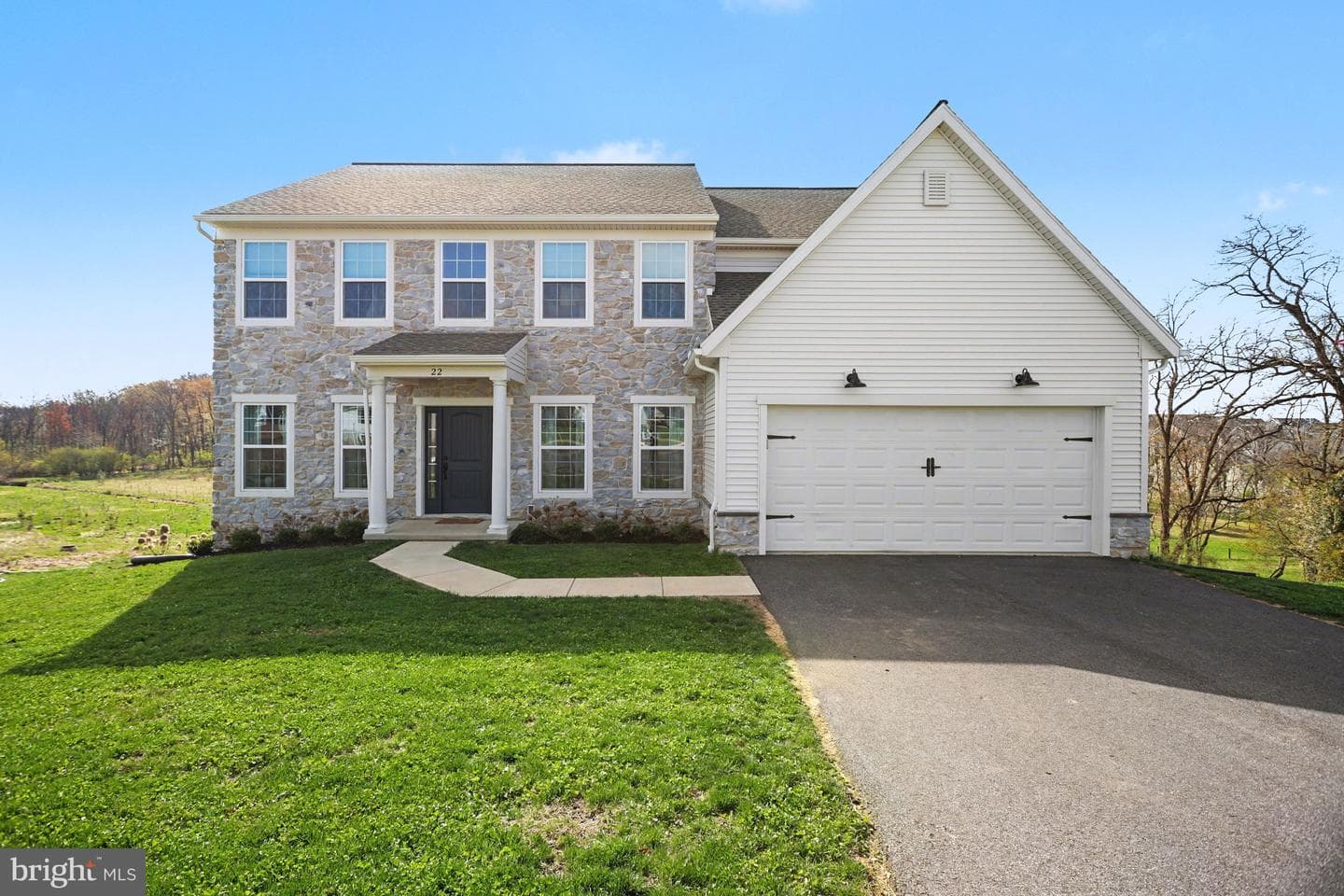 22 Walton Hill Circle photo 2