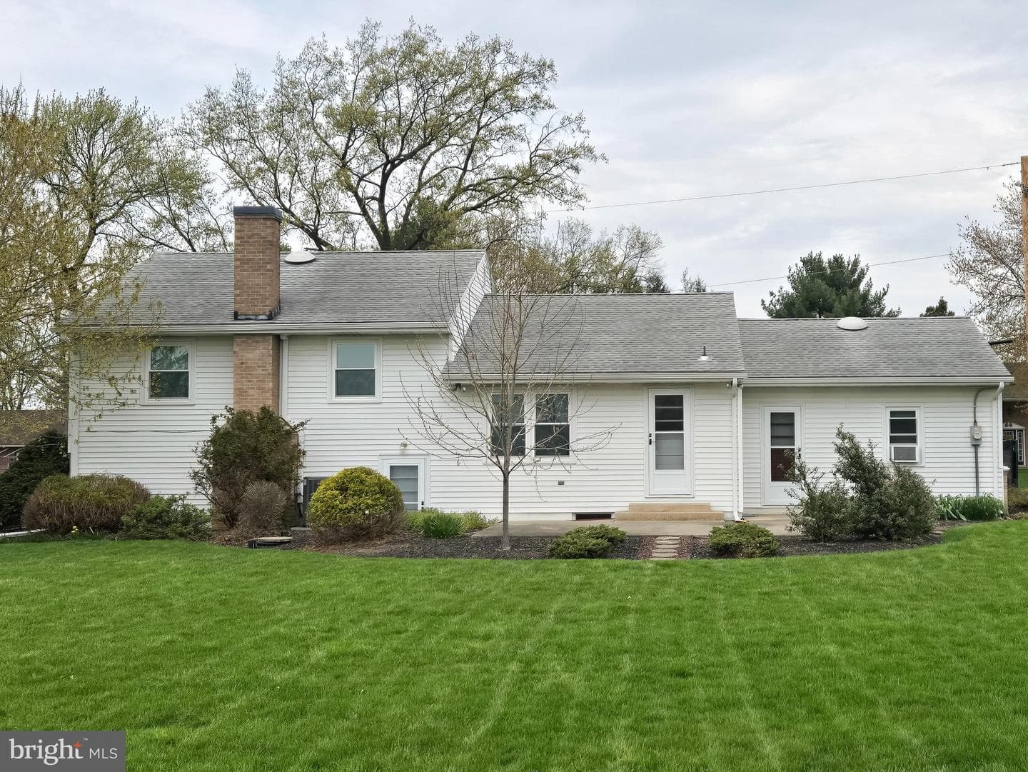 2382 Spruce Street photo 30