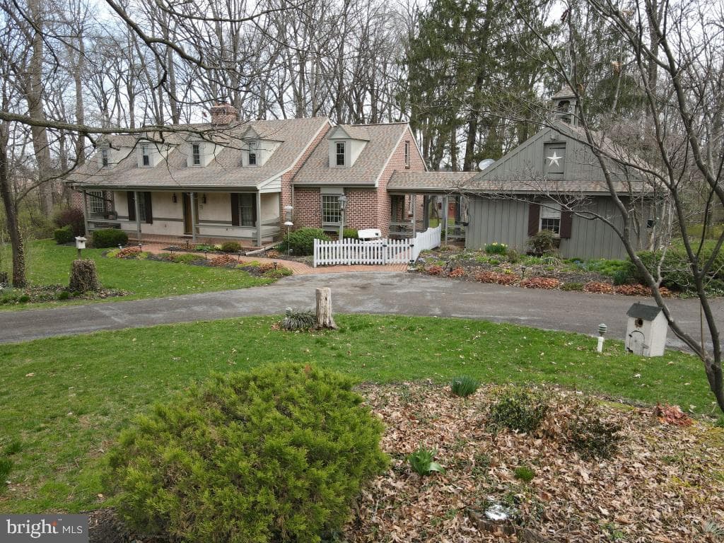 827 Hornig Road photo 101